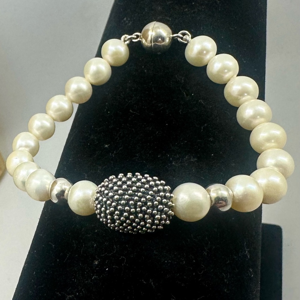 MICHAEL DAWKINS Sterling Silver Pearl Popcorn Magnetic Closure Bracelet; 7”